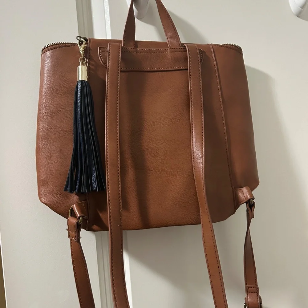 Universal Thread Backpack - Picture 2 of 2